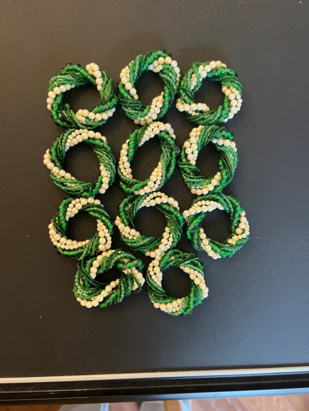 Christmas 14 wisted multi-strand beaded napkin rings emerald green & faux pearls - Picture 3 of 9